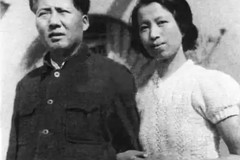 毛泽东和江青一生合影集，终于找齐了！你肯定没见过